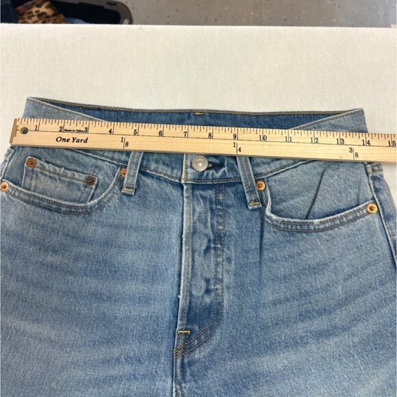 Levis High Rise Button-Fly Jeans Womens 28 Light Wash Raw Hem - Picture 7 of 12